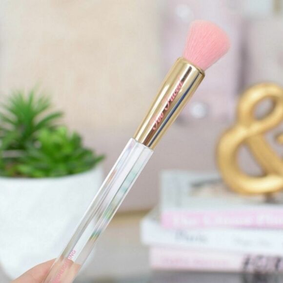 Too Faced Diamond Lights Crystal Handle Highlighter Brush - Picture 4 of 10